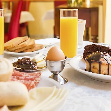 Hotel Tuscolana Rome