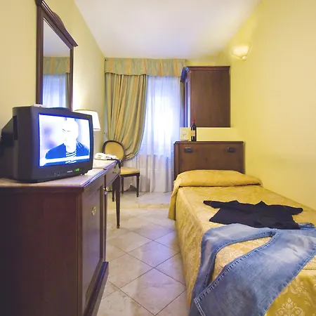 Tuscolana Hotel Rome