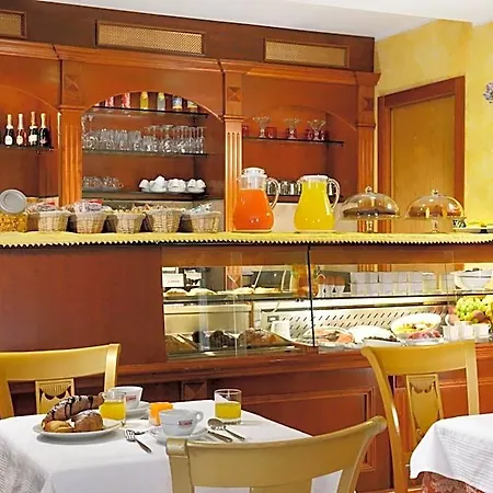Tuscolana 3*