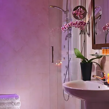Отель Tuscolana