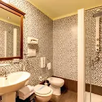 Tuscolana فندق 3*