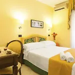 Hotel Tuscolana